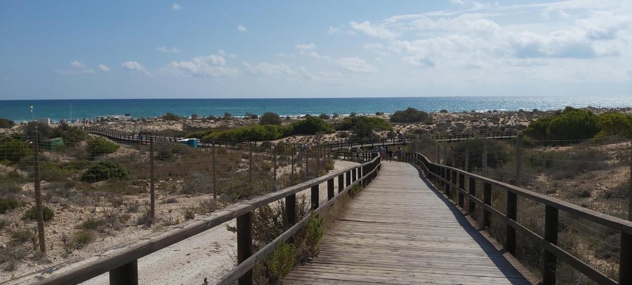 Adosado Con Piscina Y Terraza A 700m De La Playa Ferienhaus