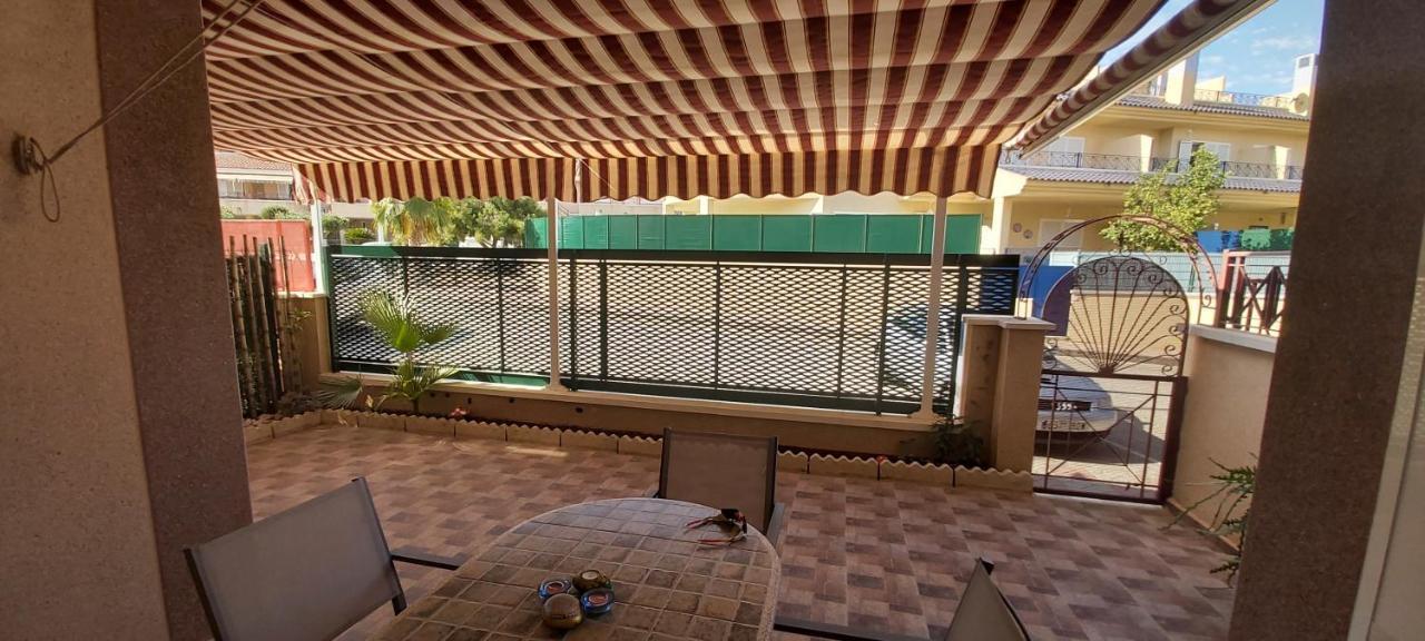 Adosado Con Piscina Y Terraza A 700m De La Playa